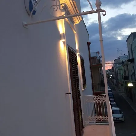 La Casa Di Trilly Tatil Evi Mola di Bari